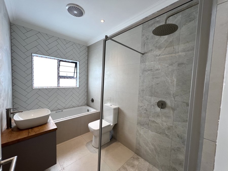 3 Bedroom Property for Sale in Fountains Estate Eastern Cape